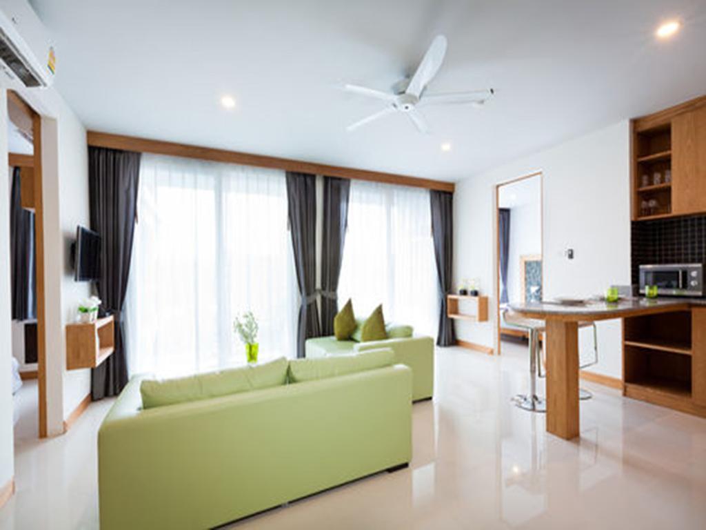 Grand Nai Harn Suites Rawai 외부 사진
