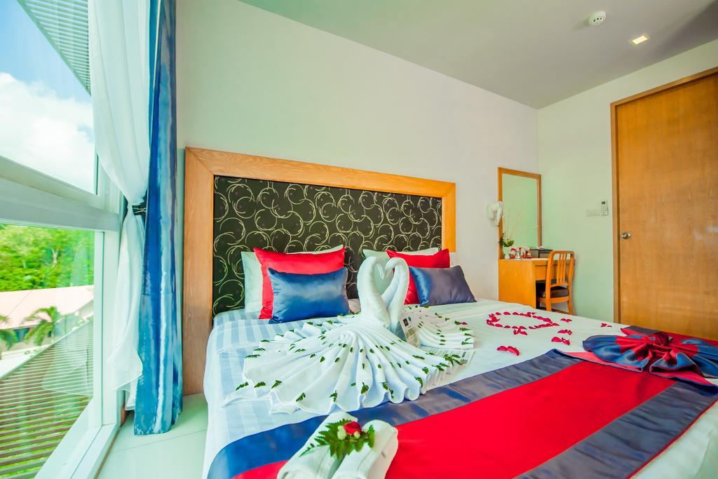 Grand Nai Harn Suites Rawai 외부 사진
