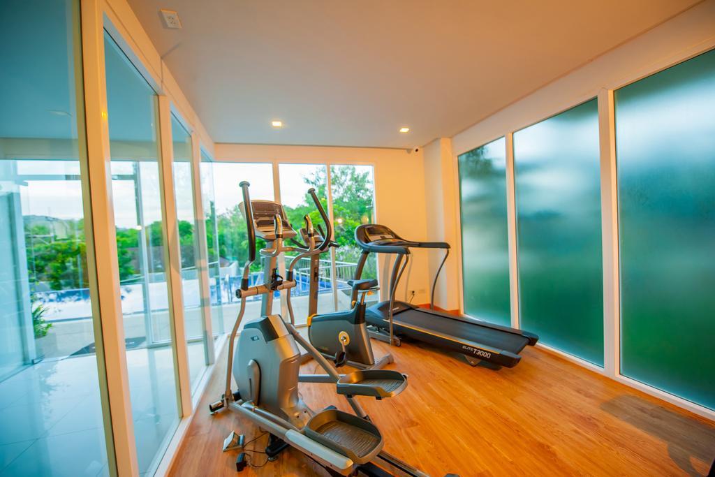 Grand Nai Harn Suites Rawai 외부 사진