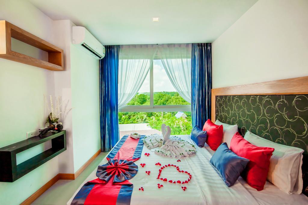 Grand Nai Harn Suites Rawai 외부 사진